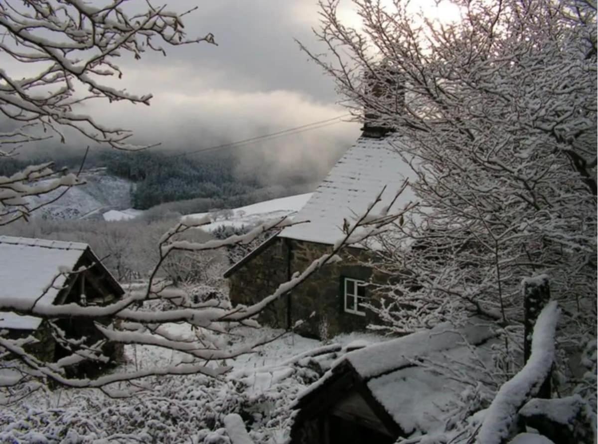 Tyn Y Simdde - Secluded Mountain Stay - Stunning Views Of Eryri Dolgellau Exterior photo